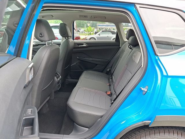 2025 Volkswagen Taos SE Black 4MOTION - 22877742 - 8