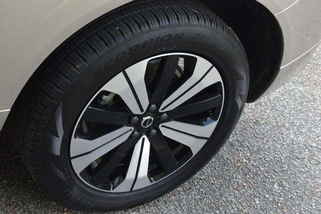 2025 Volvo XC60 Plug-In Hybrid T8 AWD Plus - 22826934 - 12