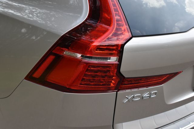 2025 Volvo XC60 Plug-In Hybrid T8 AWD Plus - 22826934 - 13