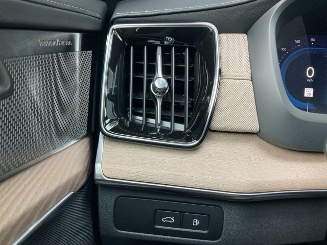 2025 Volvo XC90 Plug-In Hybrid 2025.5 T8 AWD Plus 7-Seater - 22852770 - 22