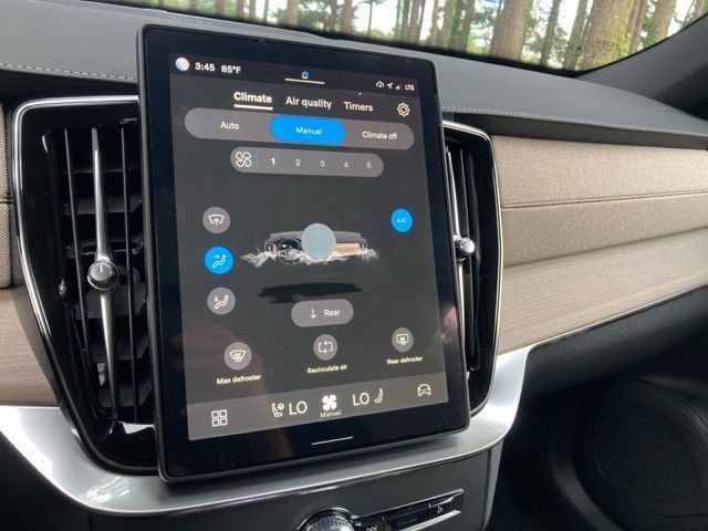 2025 Volvo XC90 Plug-In Hybrid 2025.5 T8 AWD Plus 7-Seater - 22852770 - 26