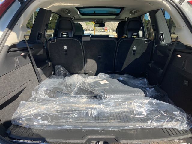 2025 Volvo XC90 Plug-In Hybrid T8 AWD Core 7-Seater - 22792213 - 16