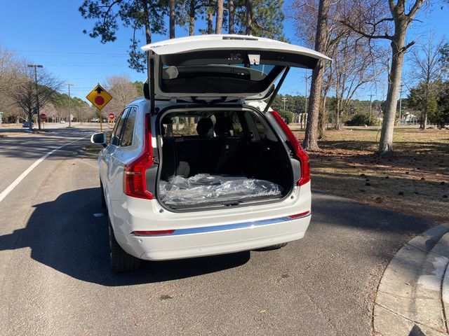 2025 Volvo XC90 Plug-In Hybrid T8 AWD Core 7-Seater - 22792213 - 17