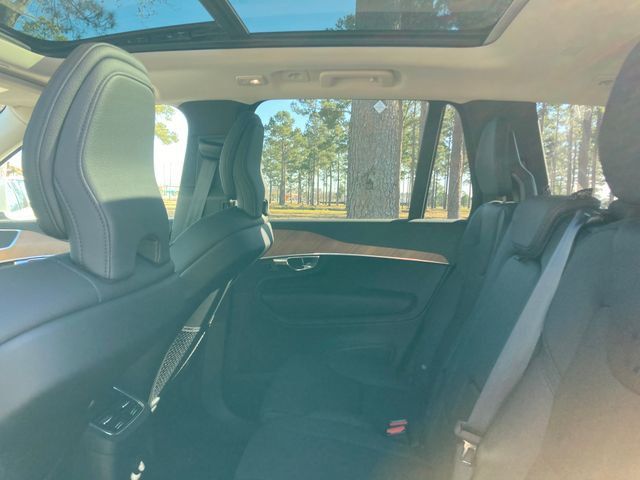 2025 Volvo XC90 Plug-In Hybrid T8 AWD Core 7-Seater - 22792213 - 21