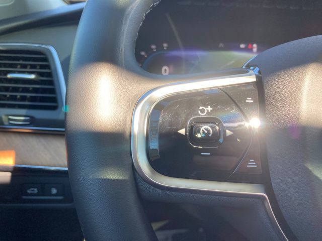 2025 Volvo XC90 Plug-In Hybrid T8 AWD Core 7-Seater - 22792213 - 26