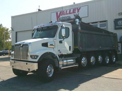 2025 Western Star 47X - 5KKHBPDV6SLVP6221