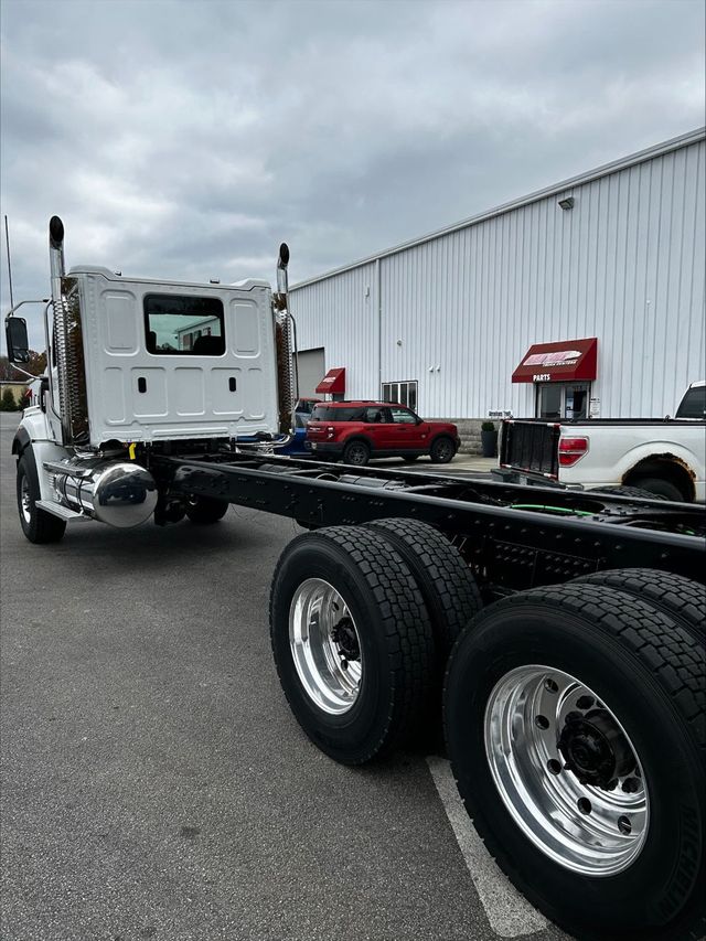 2025 Western Star 49X  - 22655520 - 5