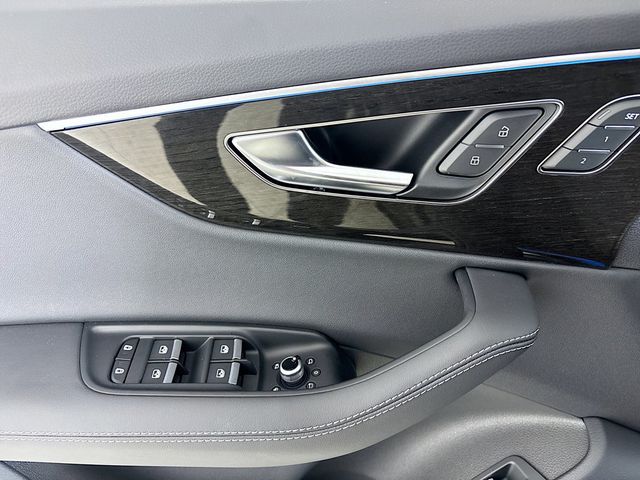 2026 Audi Q7 55 Premium Plus - 22923505 - 18