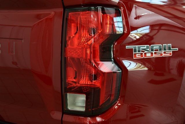 2026 Chevrolet Colorado Crew Cab Short Box 4-Wheel Drive Trail Boss - 22897268 - 18
