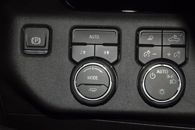 2026 Chevrolet Silverado 1500 4WD Crew Cab 147" LT w/1LT - 22907880 - 33