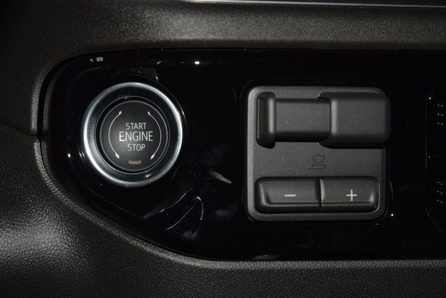 2026 Chevrolet Silverado 1500 4WD Crew Cab 147" LT w/1LT - 22907880 - 34