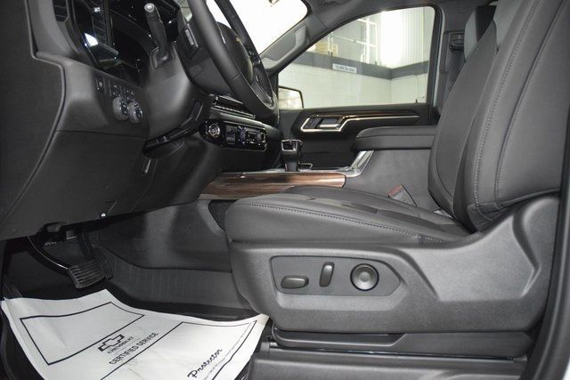 2026 Chevrolet Silverado 1500 4WD Crew Cab 147" LT w/1LT - 22928900 - 37