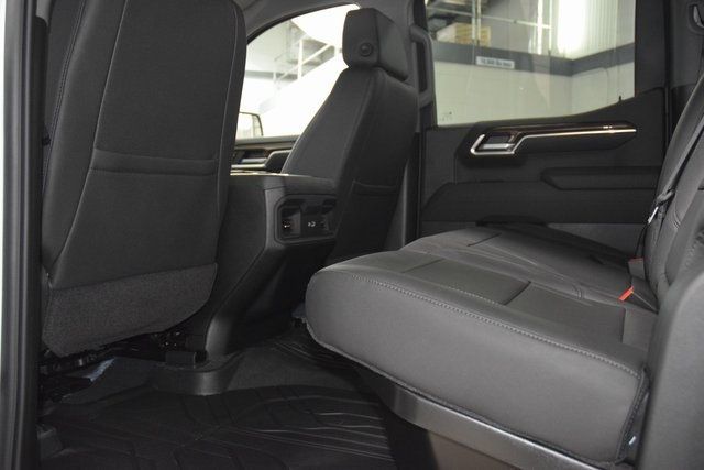 2026 Chevrolet Silverado 1500 4WD Crew Cab 147" LT w/1LT - 22928900 - 39
