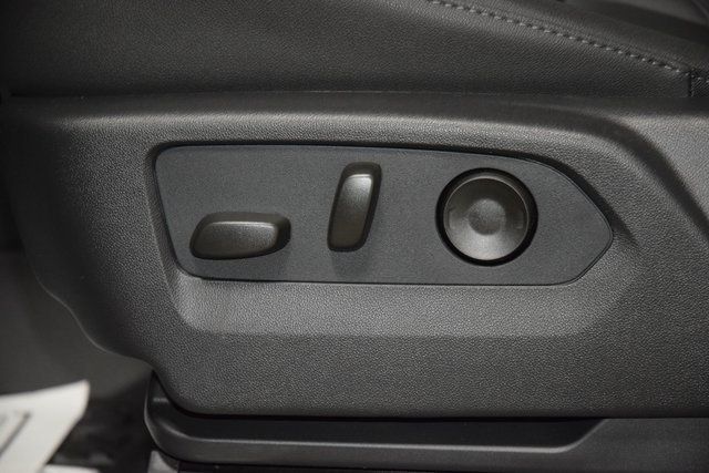 2026 Chevrolet Silverado 1500 4WD Crew Cab 147" RST - 22920707 - 39