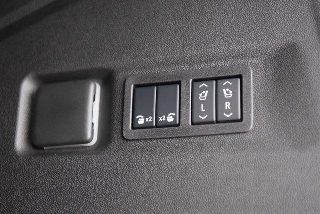 2026 Chevrolet Suburban 4WD 4dr Premier - 22911482 - 23