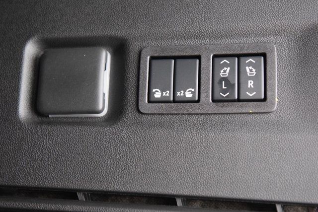 2026 Chevrolet Suburban 4WD 4dr Premier - 22912055 - 23