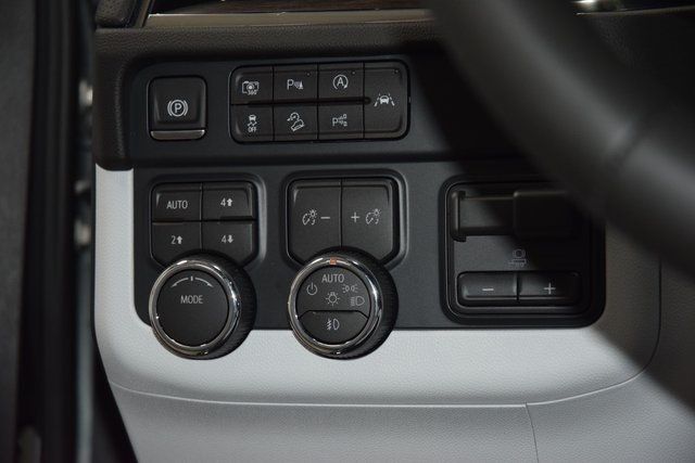 2026 Chevrolet Suburban 4WD 4dr Premier - 22920776 - 35