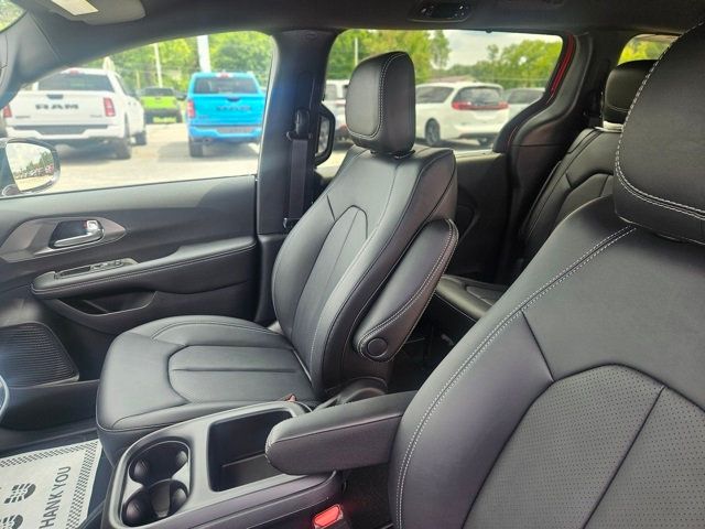 2026 Chrysler Pacifica Select FWD - 22898436 - 18