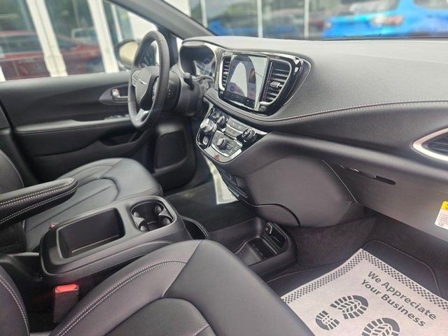 2026 Chrysler Pacifica Select FWD - 22898436 - 33