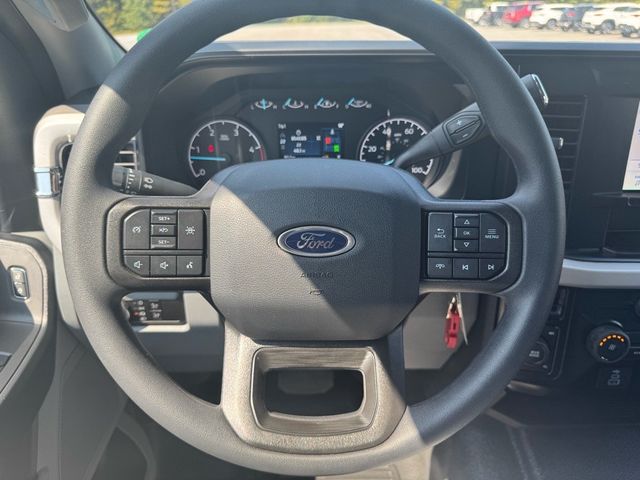 2026 Ford Super Duty F-350 DRW Cab-Chassis  - 22910282 - 21