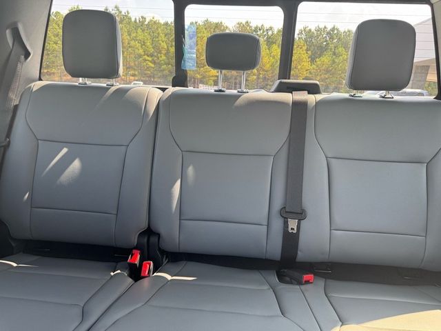 2026 Ford Super Duty F-350 DRW Cab-Chassis  - 22910282 - 35