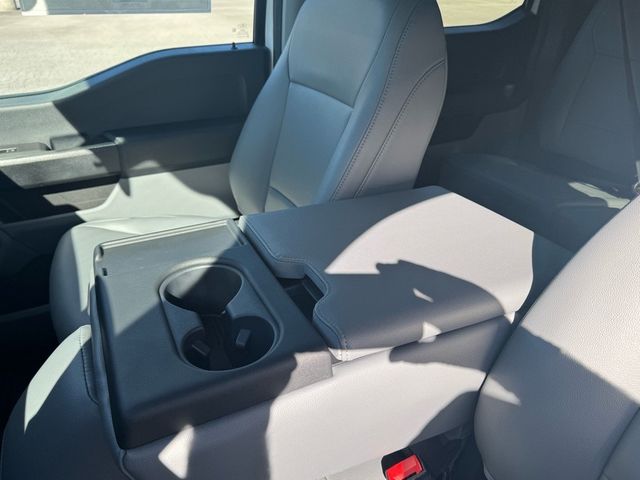 2026 Ford Super Duty F-350 DRW Cab-Chassis XL 4WD Crew Cab 179" WB 60" CA - 22918686 - 17