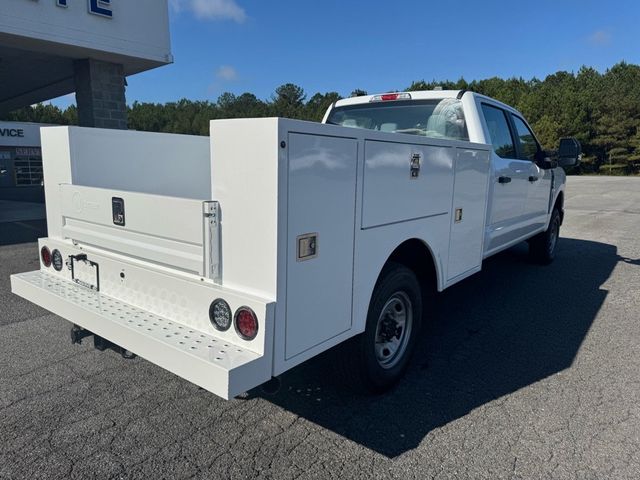 2026 Ford Super Duty F-350 DRW Cab-Chassis XL 4WD Crew Cab 179" WB 60" CA - 22920185 - 7