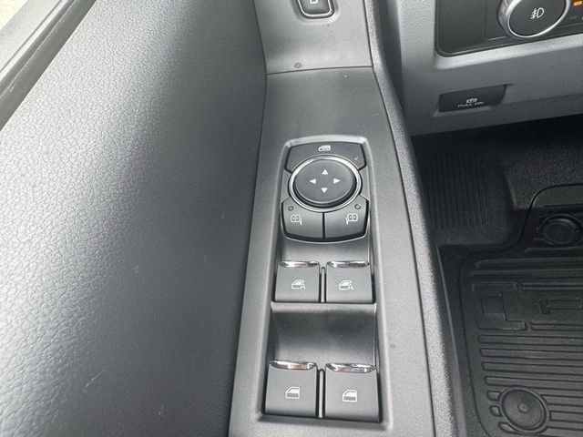 2026 Ford Super Duty F-450 DRW Cab-Chassis XL - 22918706 - 19