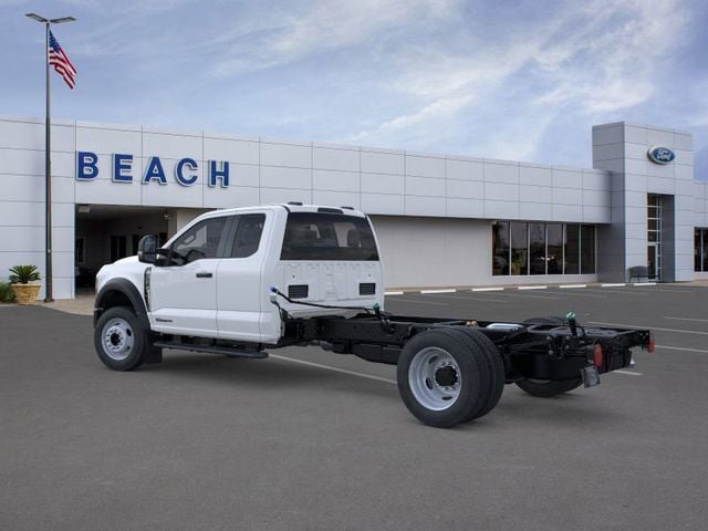 2026 Ford Super Duty F-550 DRW XL - 22931072 - 4