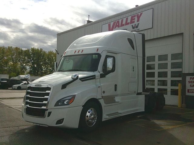 2026 Freightliner Cascadia 2026 FREIGHTLINER CASCADIA SLEEPER - 22931446 - 0