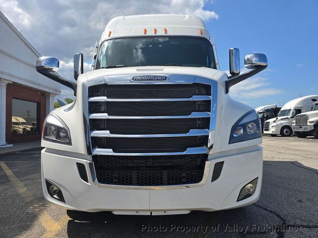 2026 Freightliner Cascadia 126SLP  - 22913025 - 1