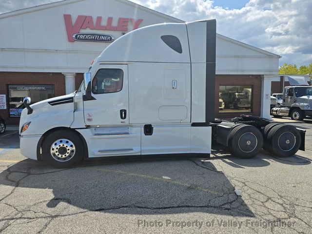 2026 Freightliner Cascadia 126SLP  - 22913025 - 4