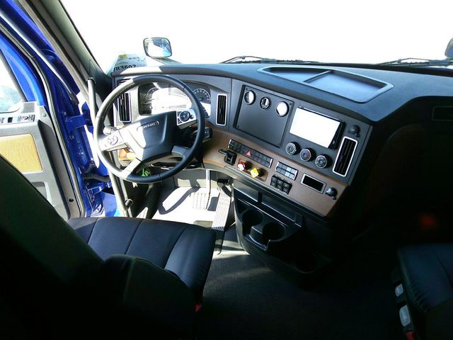 2026 Freightliner Cascadia 126SLP  - 22899267 - 10