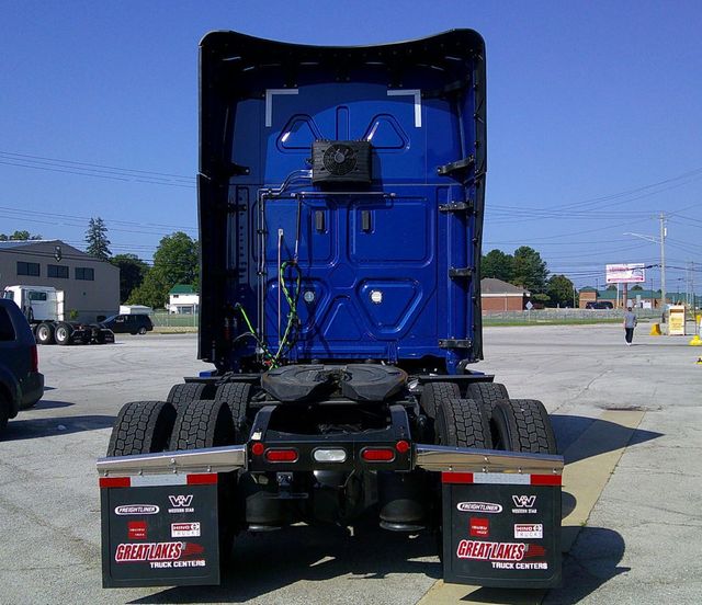2026 Freightliner Cascadia 126SLP  - 22899267 - 2