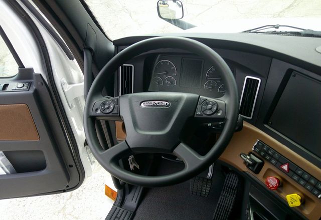 2026 Freightliner Cascadia 126SLP Drivers Lounge Sleeper! Financing Options Available! - 22830653 - 12