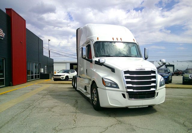2026 Freightliner Cascadia 126SLP Drivers Lounge Sleeper! Financing Options Available! - 22833866 - 2