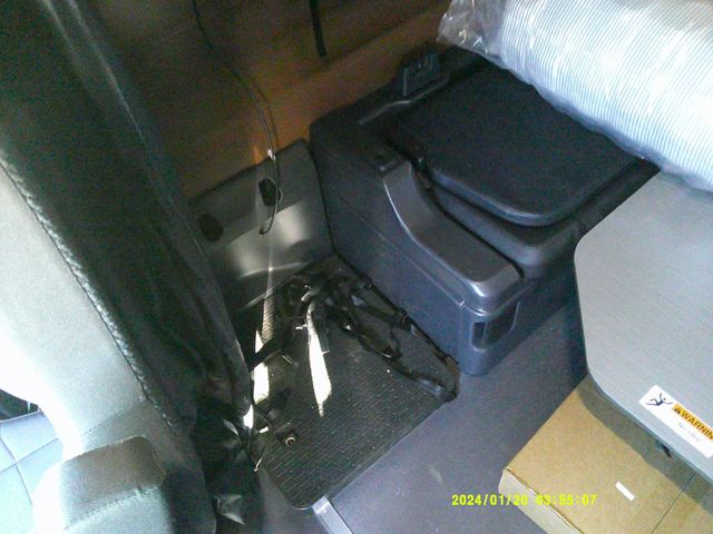 2026 Freightliner Cascadia 126SLP Drivers Lounge Sleeper! Financing Options Available! - 22836254 - 11