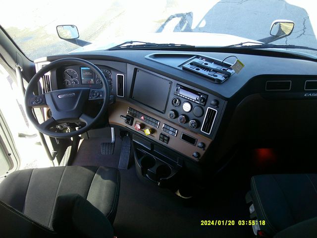 2026 Freightliner Cascadia 126SLP Drivers Lounge Sleeper! Financing Options Available! - 22836254 - 12