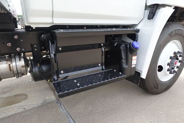 2026 HINO L6 (26ft Box w/ Lift Gate) - 22879811 - 10