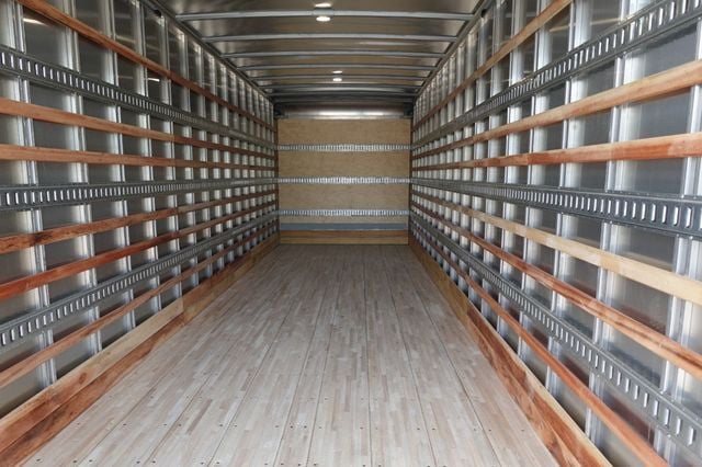 2026 HINO L6 (26ft Box w/ Lift Gate) - 22879811 - 19