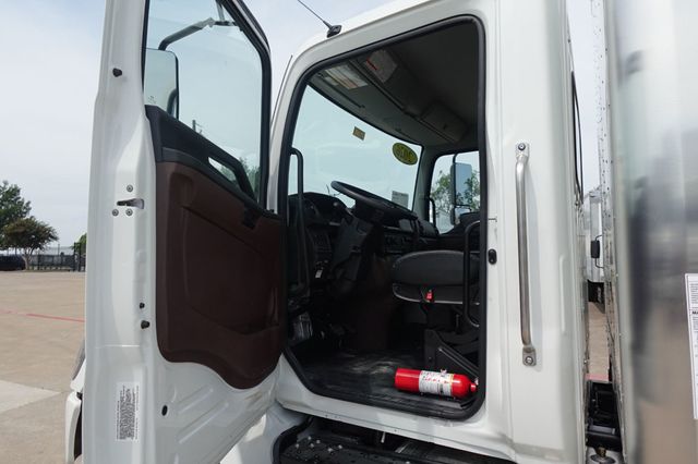 2026 HINO L6 (26ft Box w/ Lift Gate) - 22879811 - 34