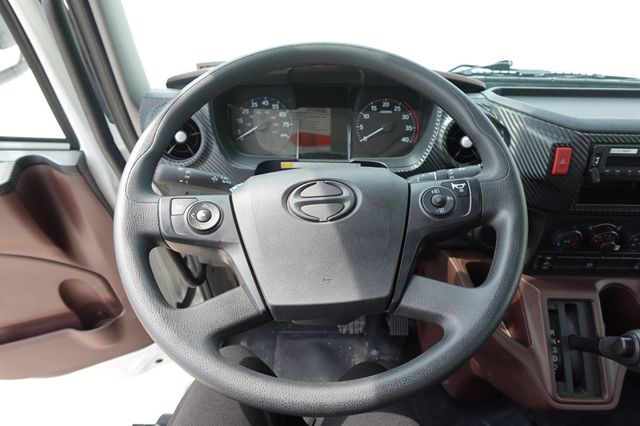 2026 HINO L6 (26ft Box w/ Lift Gate) - 22879811 - 40