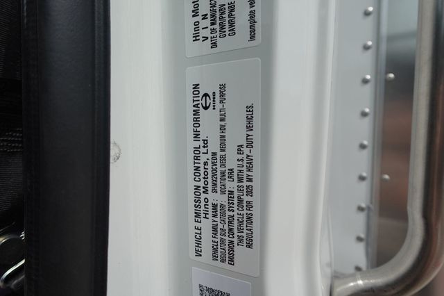 2026 HINO L6 (26ft Box w/ Lift Gate) - 22879811 - 59