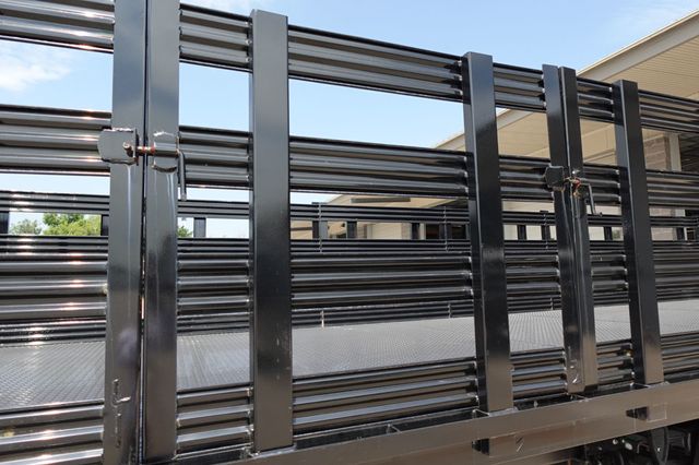 2026 HINO L6 (26ft Stake bed w/ ICC Bumper) - 22901192 - 28