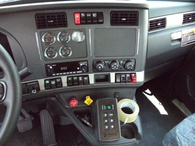 2026 Kenworth T880 With Jerr-Dan 28ft 15 Ton Industrial Carriers Wood Deck - 22904760 - 54