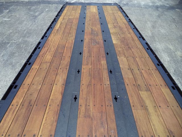 2026 Kenworth T880 With Jerr-Dan 28ft 15 Ton Industrial Carriers Wood Deck - 22851447 - 34