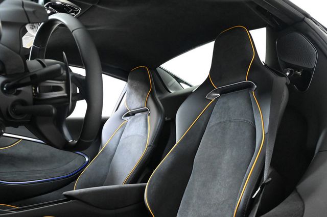 2026 McLaren Artura  - 22913477 - 14