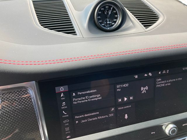 2026 Porsche Macan GTS AWD - 22939588 - 11