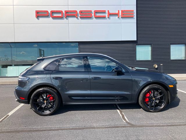 2026 Porsche Macan GTS AWD - 22939588 - 36