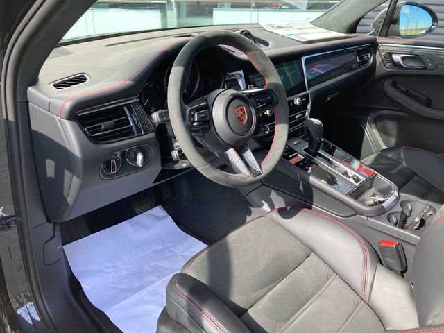 2026 Porsche Macan GTS AWD - 22939588 - 3
